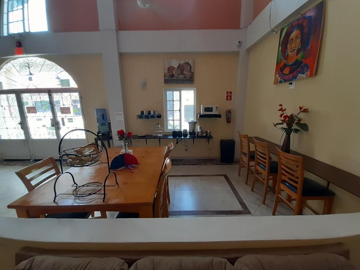 Maya Bella Downtown Hotel سان إجناسيو المظهر الخارجي الصورة
